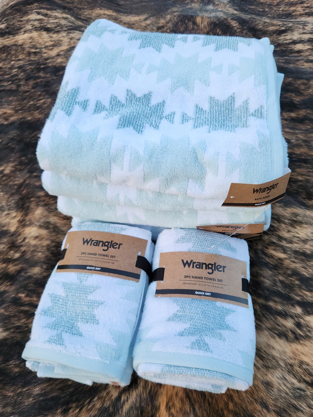 Wrangler Mint Green, Teal, & White Towel Set